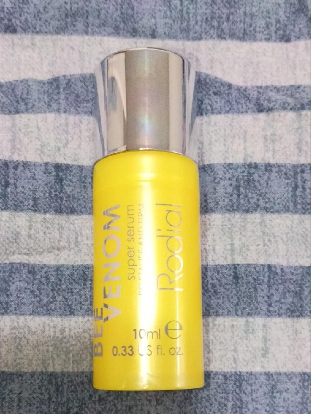 Rodial Bee Venom Super Serum 10ml Not Full Size - Picture 5 of 7